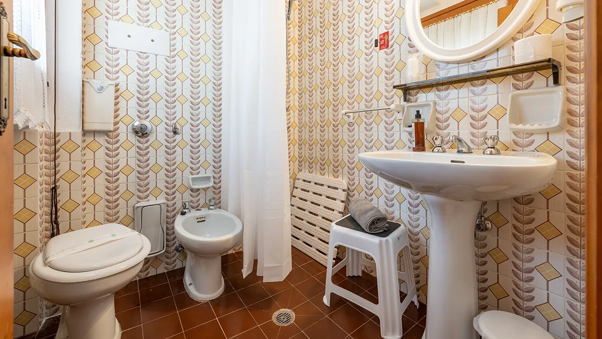 SINGOLA-bagno